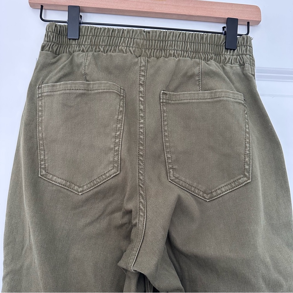 Spanx (XS) Olive Green Cargo Jogger in Stretch Twill High Rise Pants- Utility - Picture 9 of 12